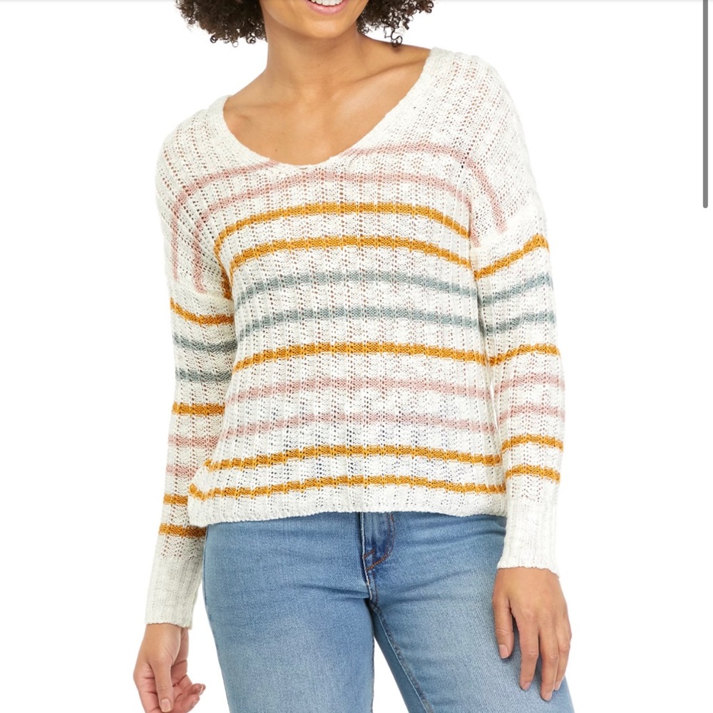 Freshman Juniors Bar Back V-neck sweater